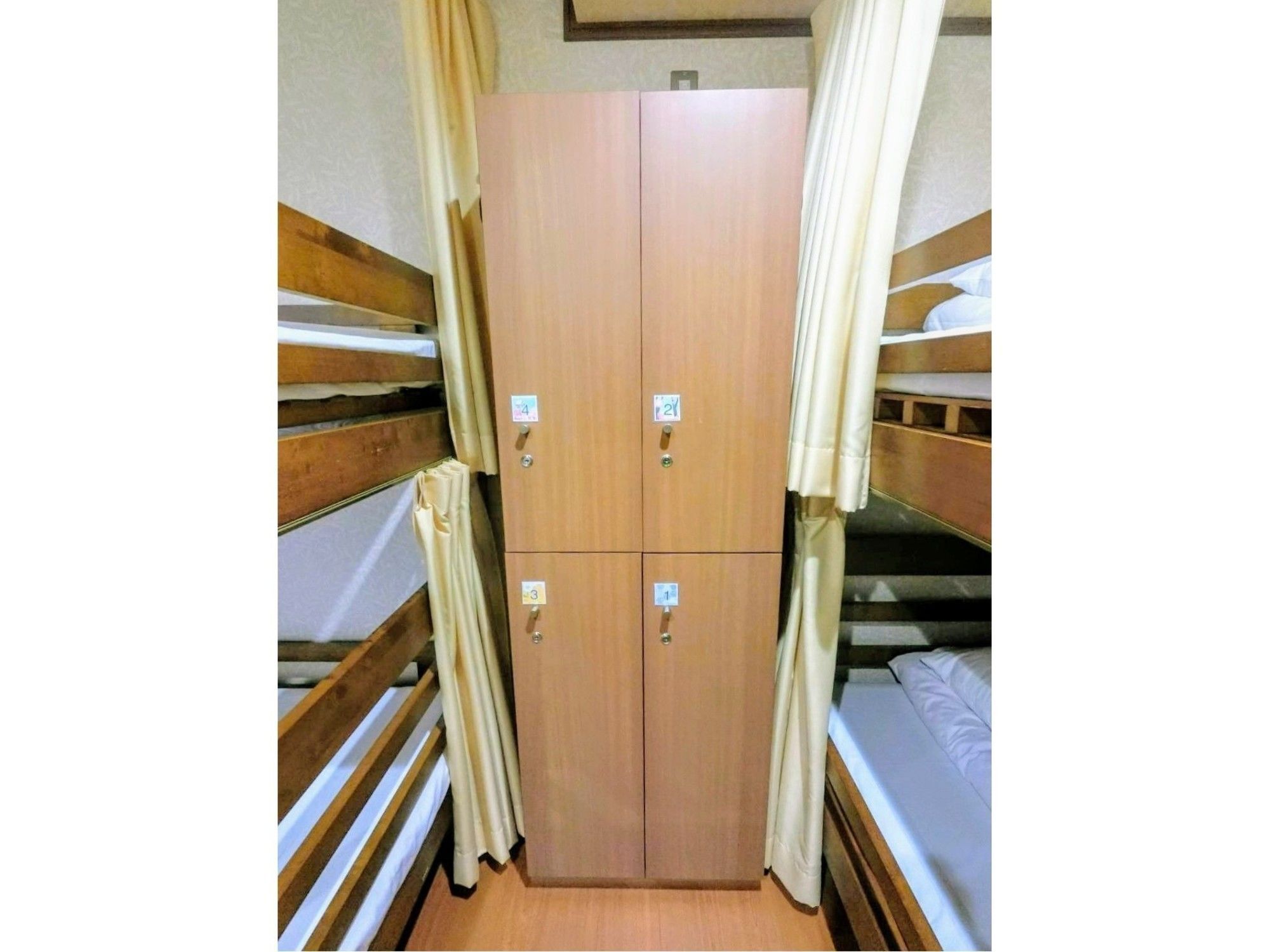 Guest House Na-No-Hana - Hostel, Caters To Women Kyoto Dış mekan fotoğraf